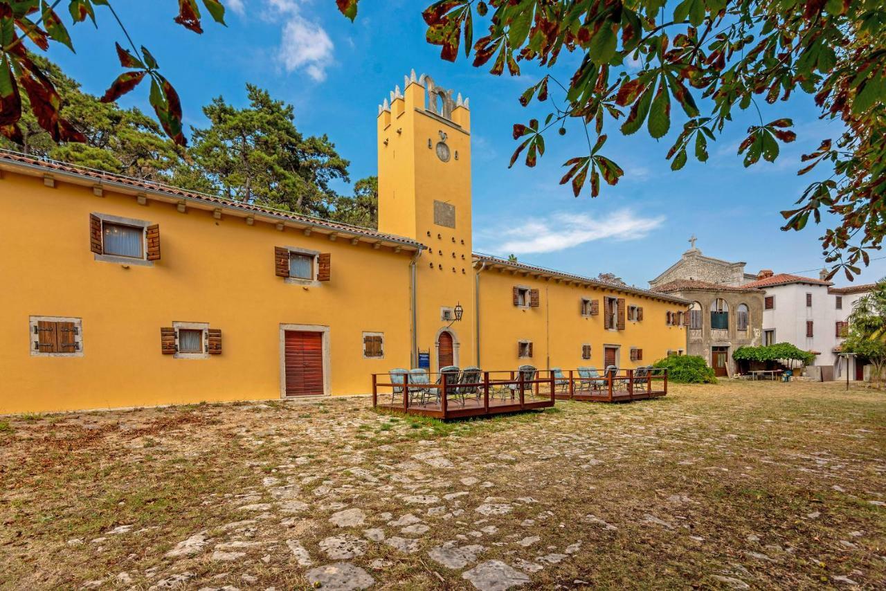 Kastel Pineta In Sveti Martin * Istrien Otel Nedeščina Dış mekan fotoğraf